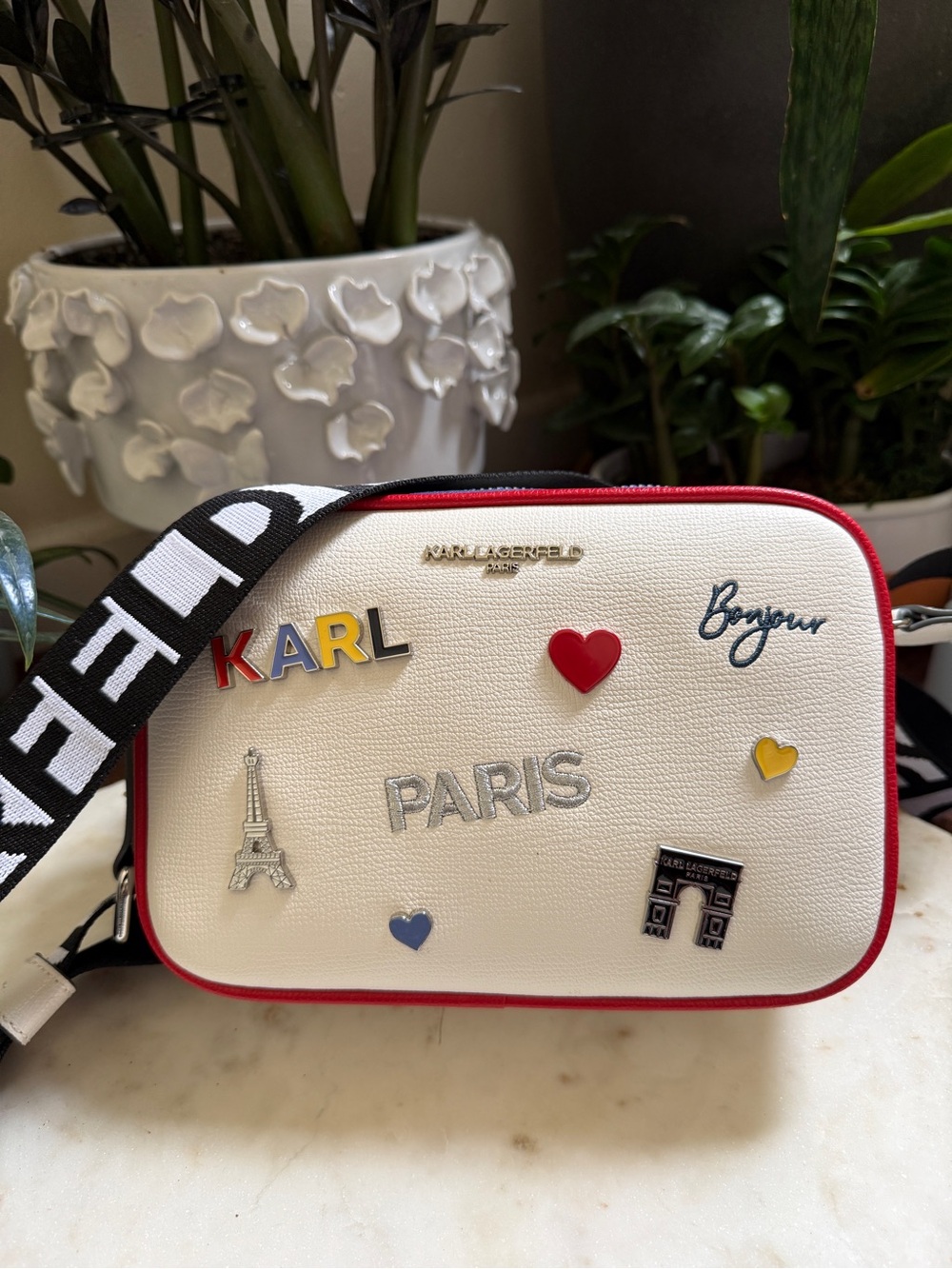 Karl Lagerfeld Paris Maybelle Paris Crossbody Camera Bag. Winter White.